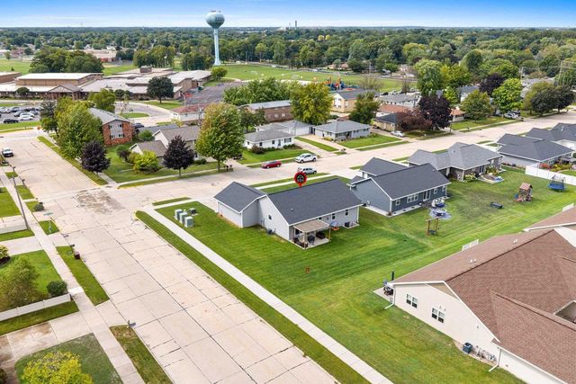 2608 HENDRICKS AVENUE, Kaukauna, WI 54130