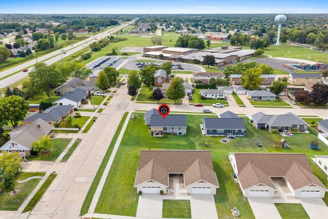 2608 HENDRICKS AVENUE, Kaukauna, WI 54130