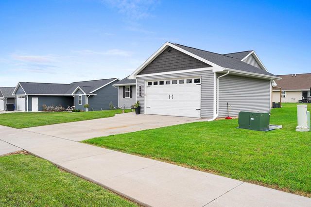 2608 HENDRICKS AVENUE, Kaukauna, WI 54130