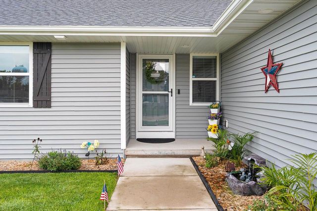 2608 HENDRICKS AVENUE, Kaukauna, WI 54130