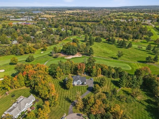 14 Eagle Dr, Raritan Twp., NJ 08551