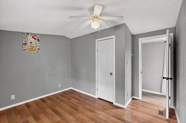 4038 Martinez Road, Edgewood, NM 87015