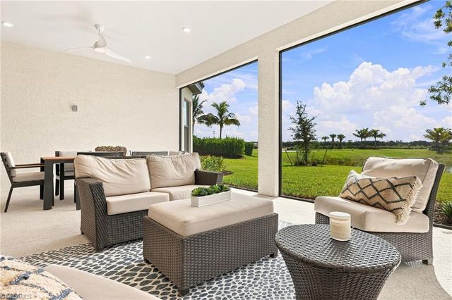15638 Triesta LN, Naples, FL 34114