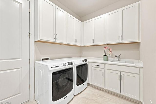 15638 Triesta LN, Naples, FL 34114