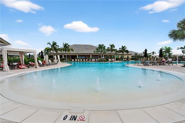 15638 Triesta LN, Naples, FL 34114