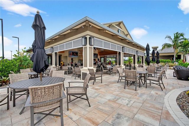 15638 Triesta LN, Naples, FL 34114