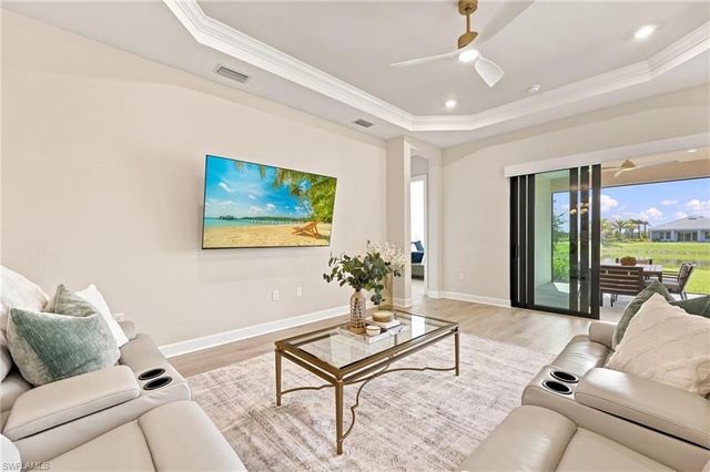 15638 Triesta LN, Naples, FL 34114