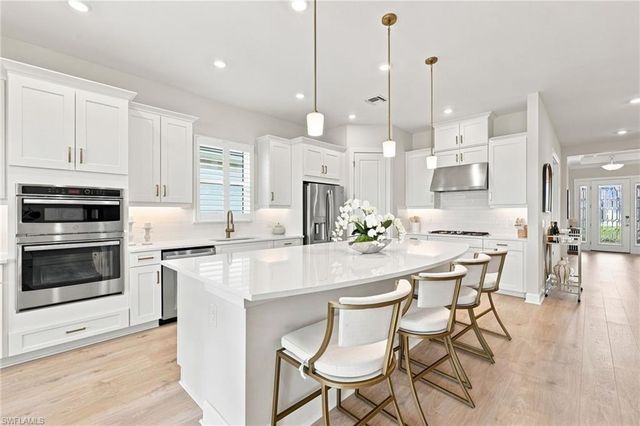 15638 Triesta LN, Naples, FL 34114