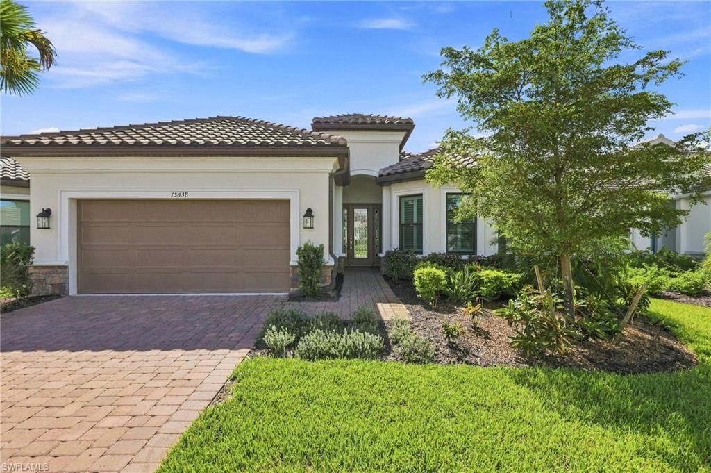 15638 Triesta LN, Naples, FL 34114