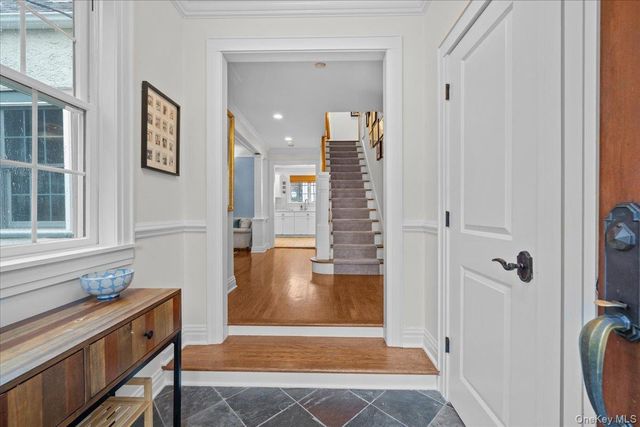 26 Shadow Lane, Larchmont, NY 10538