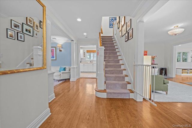 26 Shadow Lane, Larchmont, NY 10538