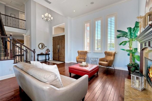 15068 Creek Hills Rd, El Cajon, CA 92021