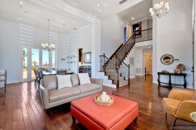 15068 Creek Hills Rd, El Cajon, CA 92021