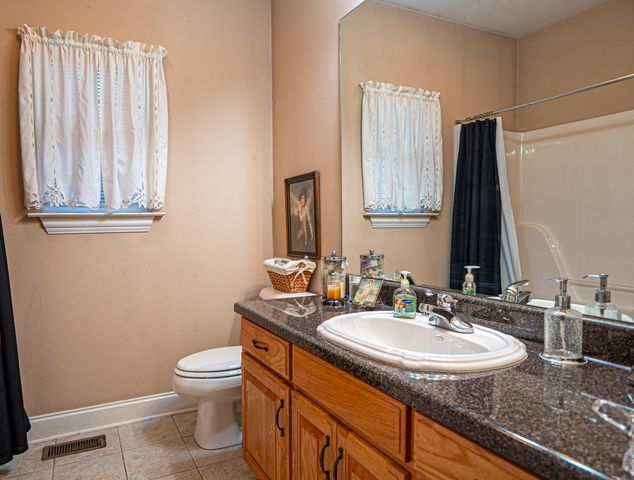 114 Mccullough Road NE, Cleveland, TN 37323