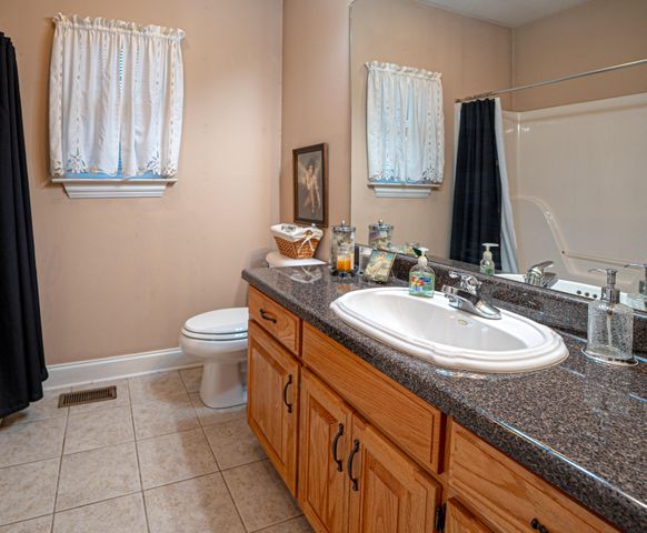 114 Mccullough Road NE, Cleveland, TN 37323