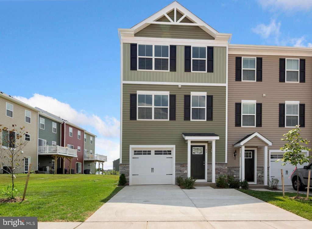 64 GRANT ST, Taneytown, MD 21787