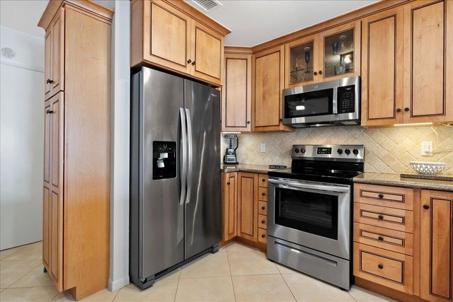 1121 Ocean Dunes Circle, Jupiter, FL 33477