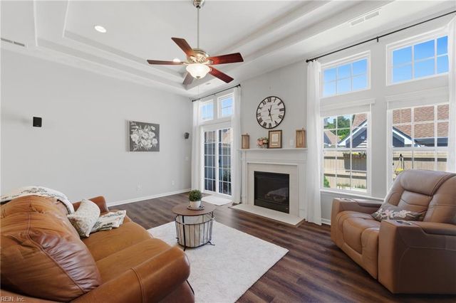 607 Inland WALK, Carrollton, VA 23314