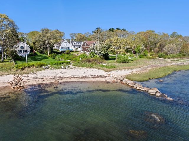 13 Converse Rd, Marion, MA 02738