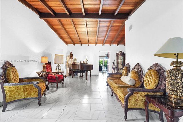 3711 SW 87th Ave, Miami, FL 33165