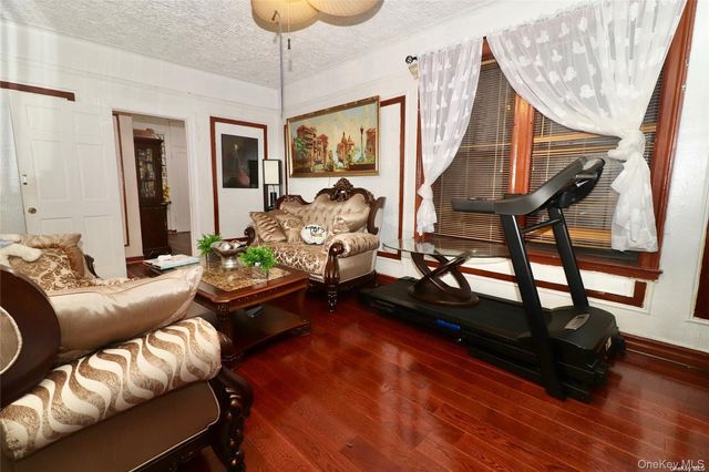 941 Jerome Avenue 6C, Bronx, NY 10452