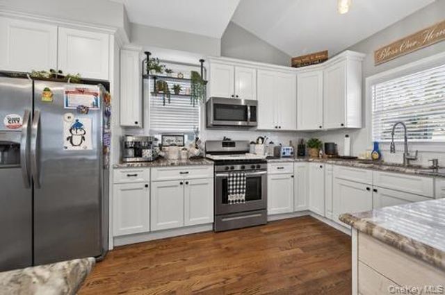 545 Marcellus Road, Williston Park, NY 11596