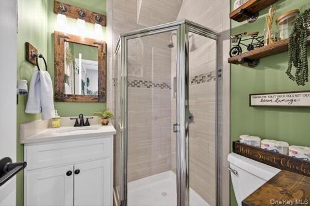 545 Marcellus Road, Williston Park, NY 11596