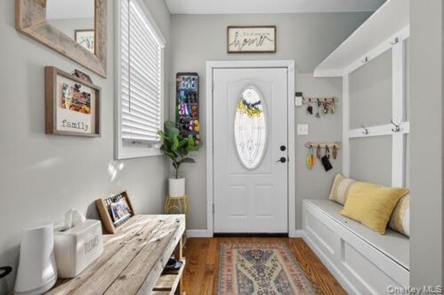 545 Marcellus Road, Williston Park, NY 11596