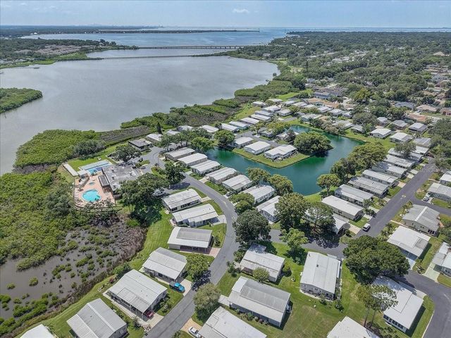 174 CLUBVIEW DRIVE 4, Safety Harbor, FL 34695