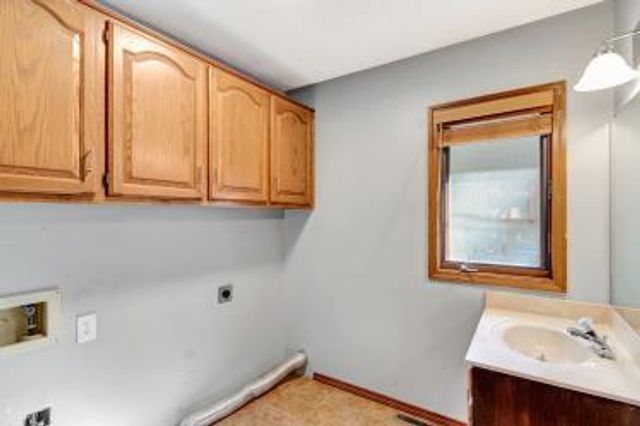 1158 W Bradley Street, Springfield, MO 65803