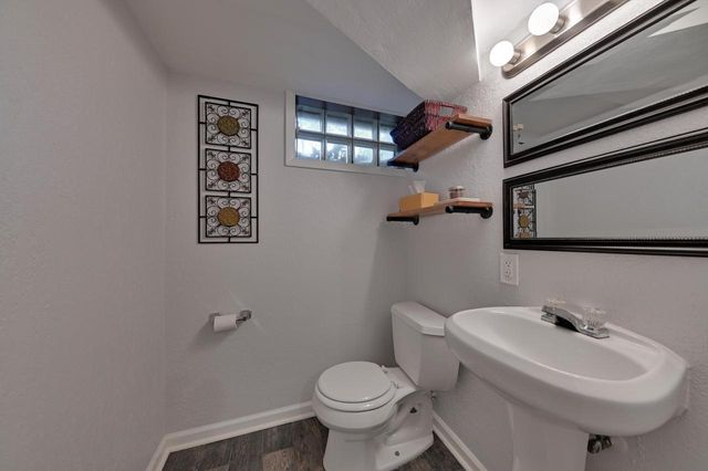 541 N Green Bay ROAD, Cedarburg, WI 53012