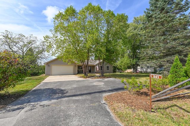 541 N Green Bay ROAD, Cedarburg, WI 53012
