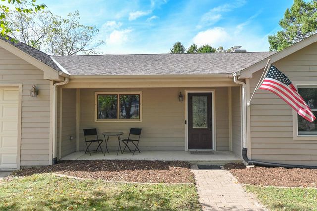 541 N Green Bay ROAD, Cedarburg, WI 53012