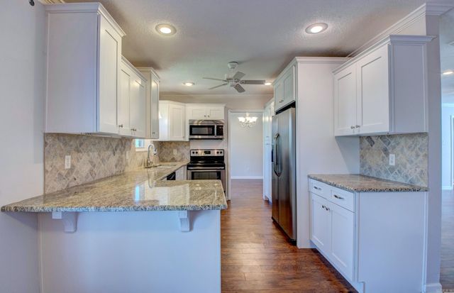 5605 N Locust Street, North Little Rock, AR 72116