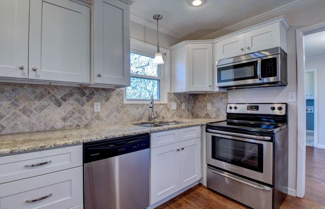 5605 N Locust Street, North Little Rock, AR 72116