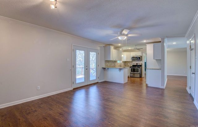 5605 N Locust Street, North Little Rock, AR 72116