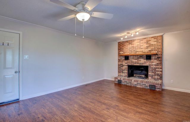 5605 N Locust Street, North Little Rock, AR 72116