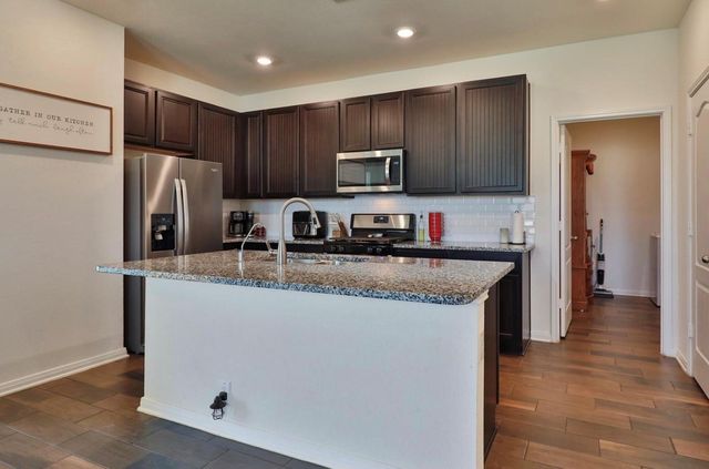 5703 Texas Sage Drive, Rosenberg, TX 77469