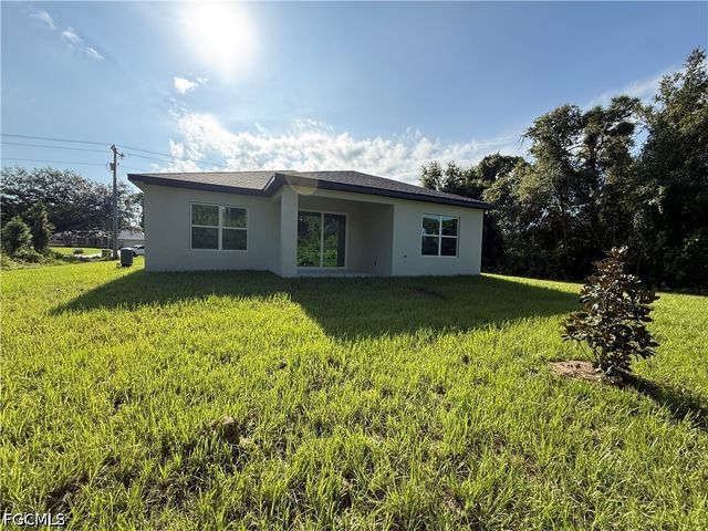 232 Bell BLVD S, Lehigh Acres, FL 33974