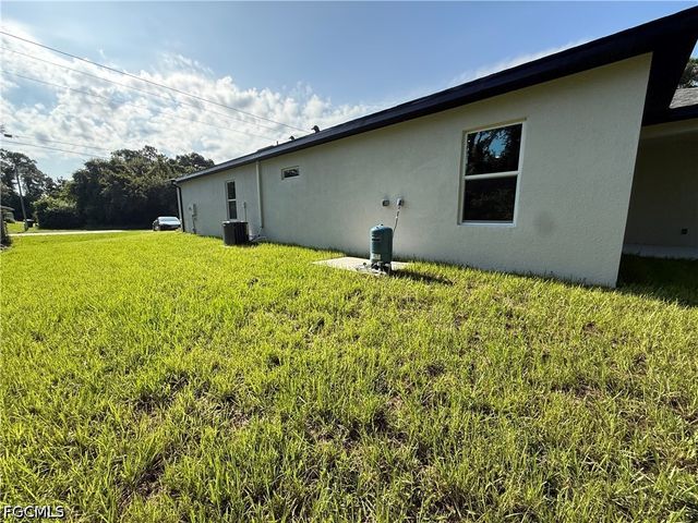 232 Bell BLVD S, Lehigh Acres, FL 33974