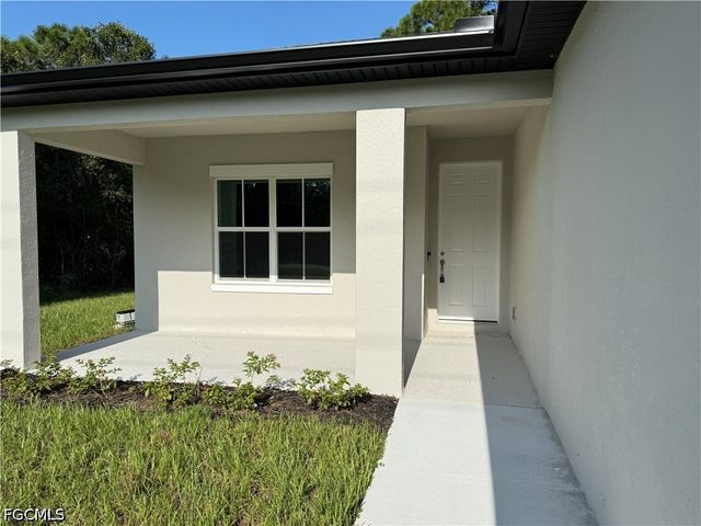 232 Bell BLVD S, Lehigh Acres, FL 33974