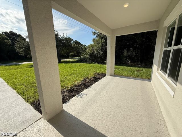 232 Bell BLVD S, Lehigh Acres, FL 33974