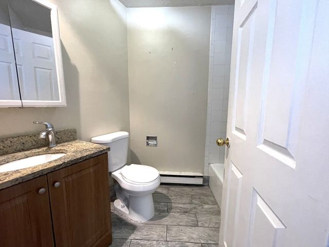 124 Winnisiment Street 9, Chelsea, MA 02150