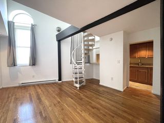 124 Winnisiment Street 9, Chelsea, MA 02150