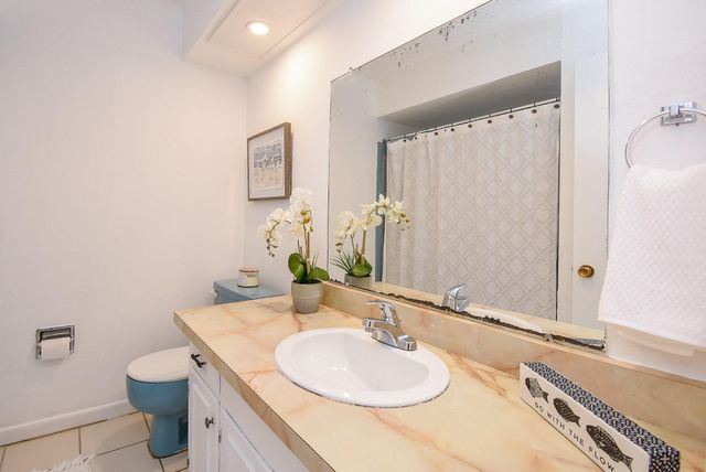 5542 Holly Street 207, Houston, TX 77081