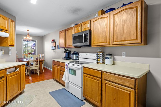 209 Covington Lane, Maryville, TN 37804