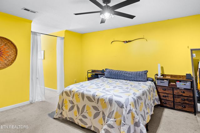 209 Covington Lane, Maryville, TN 37804