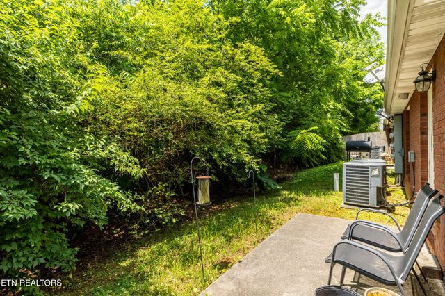 209 Covington Lane, Maryville, TN 37804