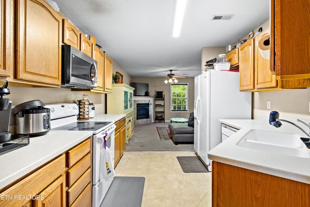 209 Covington Lane, Maryville, TN 37804