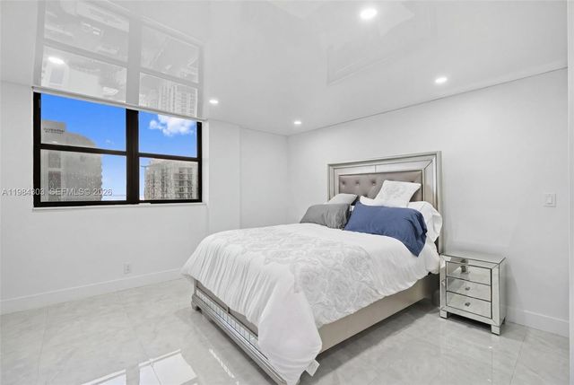 210 174th St 2319, Sunny Isles Beach, FL 33160